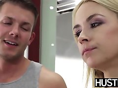 Tempting MILF xxxsexxxnx video Vandella banged with stud cock after BJ
