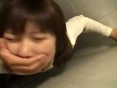 Japanese teen Fucked in Public Toilet