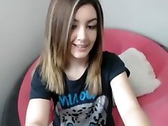 babe mariasantosx fingering herself on live webcam