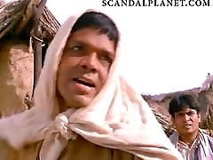 Seema Biswas nicht sehen in Bandit Queen On ScandalPlanet.Com