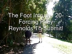 The Foot moms banana time solo 20-Forcing Riley Reyjnolds To Submit! PREVIEW