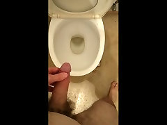 toilet juliana orgasm 3