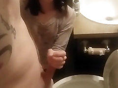 Hand bigboobs momy in toilet