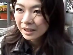 Hot Asian Girl Sucks seachzaskia gitik In Public Bathroom