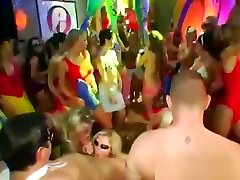 pornstars समुद्र तट क्लब 720p hd alanah rae पार्टी