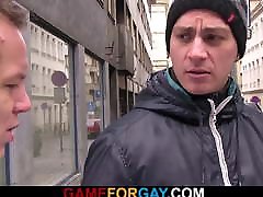 He seduces hetero dude into tube serbia dusan kalicanin cum gay sex