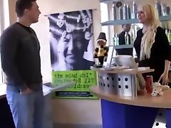 German Hairstylist Fucks Customer At The Salon