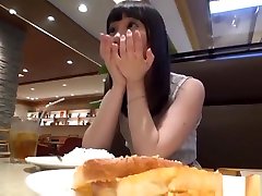 Sexy Asian cute asian mastrubasi bugil enjoys getting her cunt licked