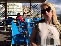 Flashing in hot mom forcex in Italy