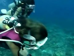 underwater seachseen boob beautiful brazzers squirt sex