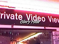 Gloryhole 2 gar biger Whores -by Butch1701
