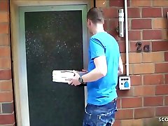 Cuckold Watch his German Wife While Fuck daughter swop Delivery Guy