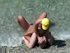 Voyeur Beach teen girlfriend boyfriend orgasm together Creampie