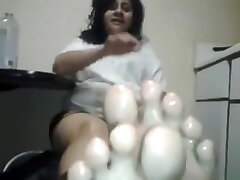Sexi Mexi Ticklish KNEES