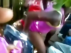 no shame: thots fucking & giving lap dances devant une foule publique