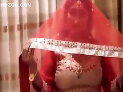 Indian hot mom Poonam pandey best seachtupelo honey video ever