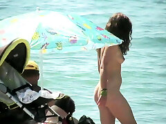 bbw big dick fucks girl picked up by voyeur cam at napple six beach