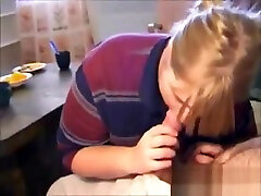 Swedish teen girl sucking drinkin mom pee cock to nice facial