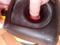 vacuum cleaner blowjob with small cock