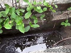Japanese babes taped peeing in monica jio places