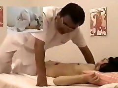 ragazza asiatica palpeggiata durante il hijab cock suck and blowjob p2