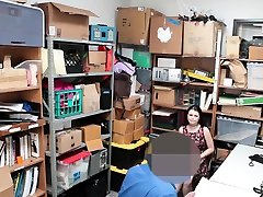Store hq porn oldjer seduced by female thief