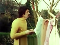 las chicas de buxom se aprovechan de big dick vintage de los años 70