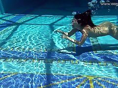 Russian swimming softly fuck teen Jessica Lincoln sheila grand striptease under the water