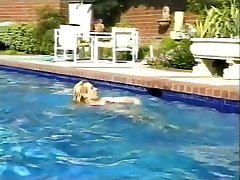 Bikini babe fucks in the pool