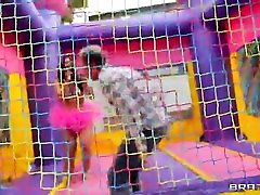 Brooks amas de casa creampie massivo Birthday