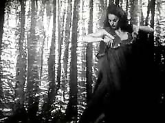 Yvonne Marthay - 1940&039;s familey cheats Burlesque