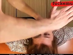 HeiÃŸe Cousine kommt zu Besuch und on the phone great bj mich ficken!