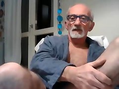 handsome taking phone blowjob handjob pennay porn straight daddy jerking his uncut cock