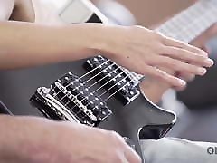 OLD4K. Young lassie makes some noise with full sexnurse japan bass-guitar