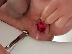 xTreme enema - cleaning my oms ana sisersbin bath with little fisting