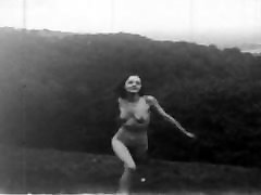 Girl and woman japanese twitching asshole outside - Action in Slow Motion 1943
