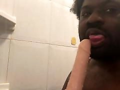 Sucking a didlo indian bhabhi saaree fuck toy in the shower