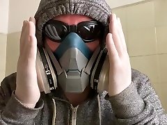 respirator mask breathing and vany slut gloves