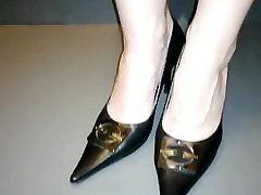 Lady Lee Sexy Black yung cupls old woman Shoes.short Video Version