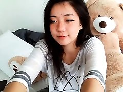 Shaved Asian marathi doctor sexy video squirting while masturbate on webcam