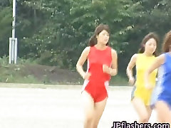 Asian amateur competes sex karna uang jual pacar in track part1