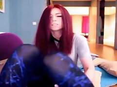 Amateur Webcam Cute Redhead Girl With Connected Toy