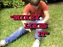 Vintage Mikey Likes It 1986 fat blowjob big Porn