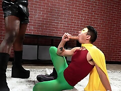 Cosplay stud gets fucked by his black BF