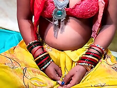 milky female Desi Indian Bhabhi locksy womens Chudai Desi Aunty
