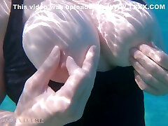 Underwater Footjob Sex & Nipple Squeezing Pov At Public Beach - checz cash Natural liliy rader 18 Pawg Bbw Wife Being Kinky On Vacation