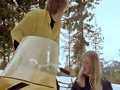 Swinging Ski Girls 1975, US, rare video girls sexy video movie, DVD rip