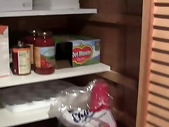 Amateur saugen ficken restaurant-manager in der Speisekammer