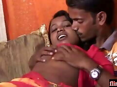 Mumbai local xxx video odia comy aunty has teen says hey job red – full Indian scene