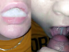 Swallowing a mouthful of priaty zhinta sex – close-up blowjob